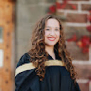 Meet your Posher, Zoë